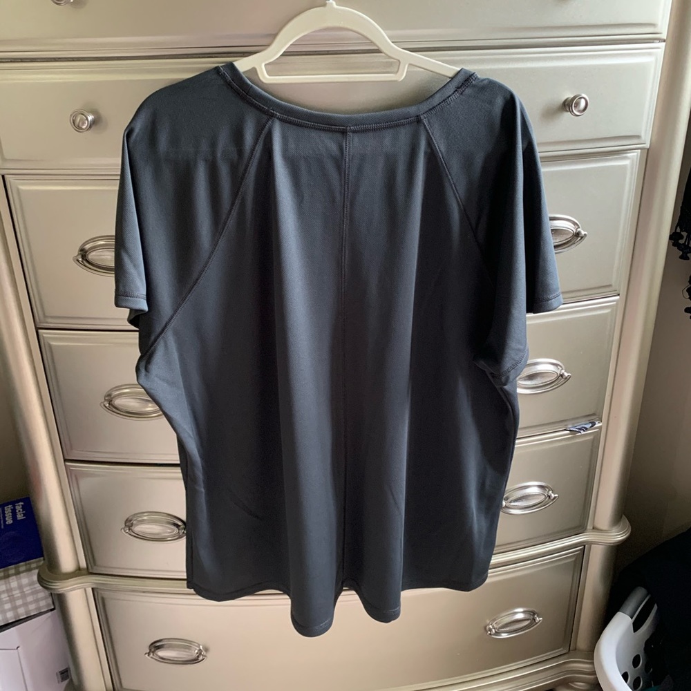 Activewear teeshirt